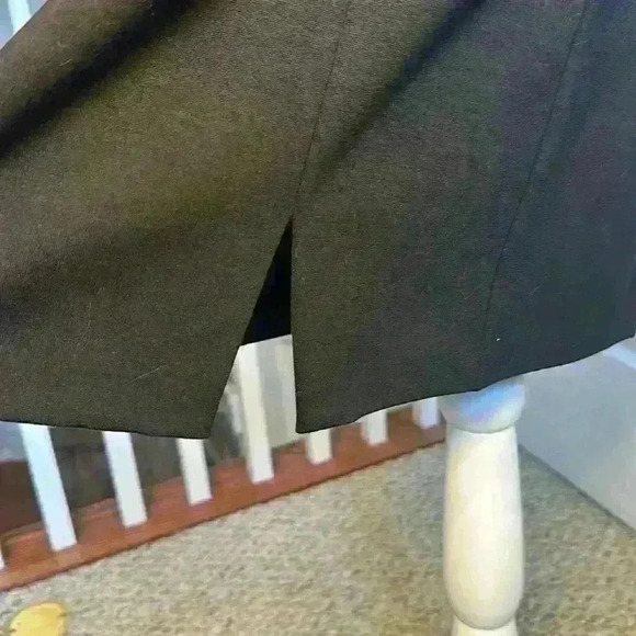 ⭐️Michael Kors NWT Gold Studded Scoop Neck Black Cap Sleeve Dress Size Medium⭐️ - Picture 4 of 11